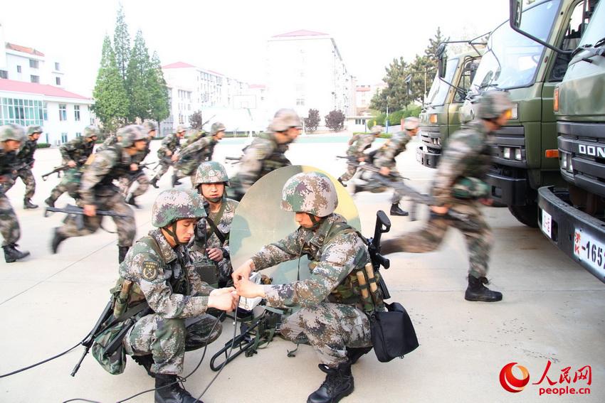 ���ٳ������ʂ��M�Б��g�ݾ���