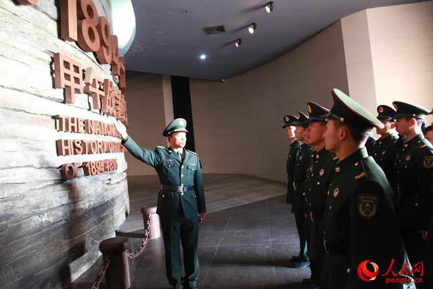 һ�B��ʿ���^����𠎲����^��