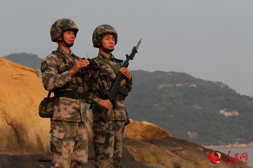 �����Ϻ�ǰ������׌������ĵĺ����lʿ������ϣ�������t�z��