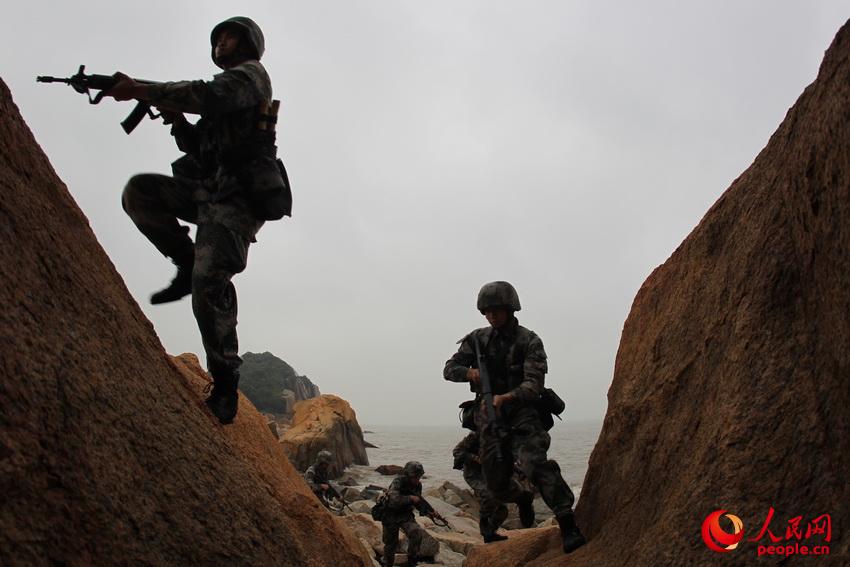 �M�����u���g�ٱ����ͻ���ɽ����ϣ�ٔz��