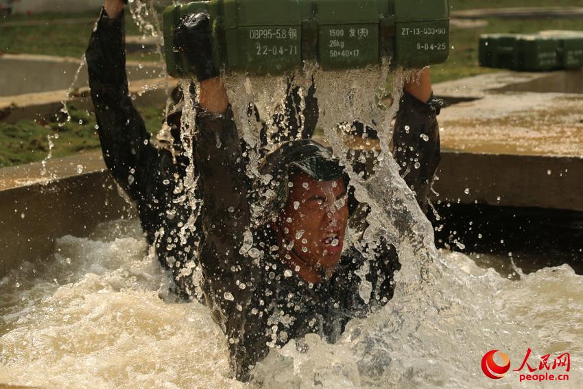 �C����־Ӗ�����ٱ��߱Mȫ�������w�ܺ���־�l�]���O�£����t�z��