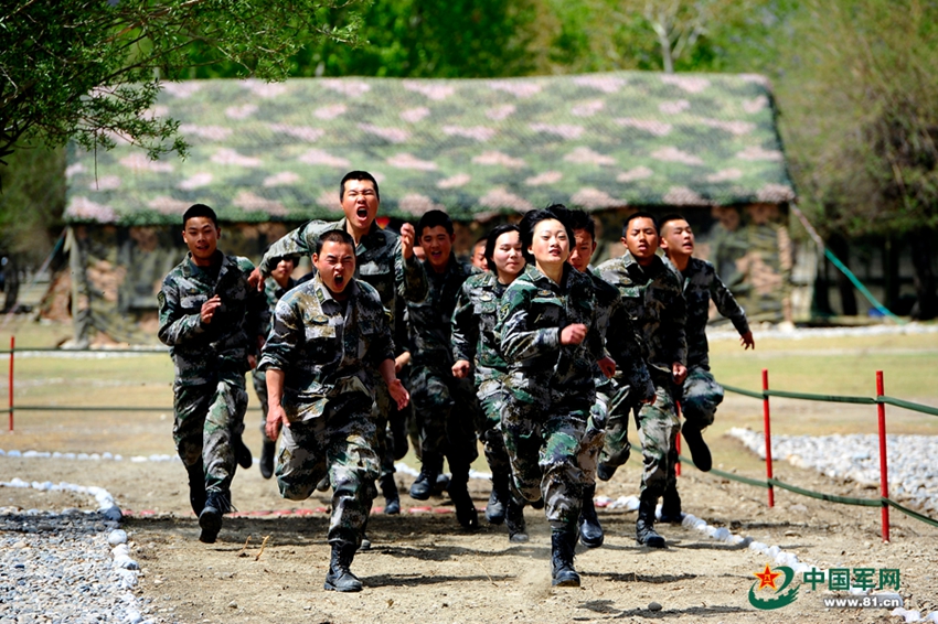 �펽��׌�ü��Ů�����б�һ���M���w��Ӗ����