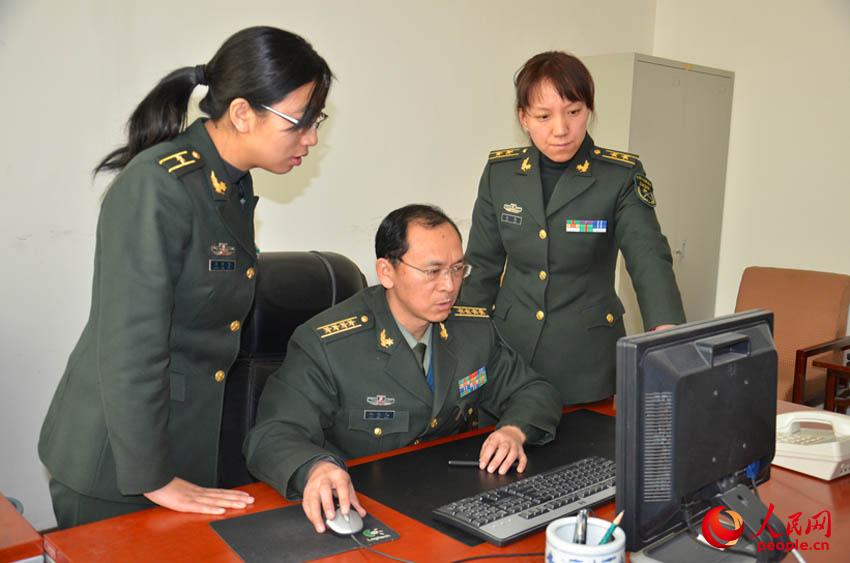 ���ώ���