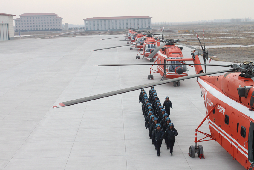 �������韲�ǰ��