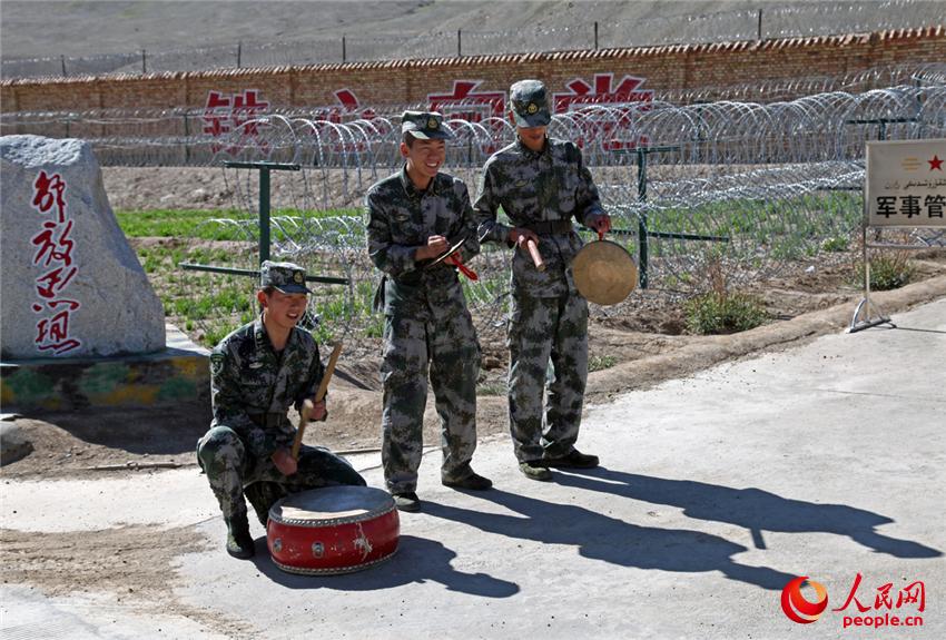 茹��R�Q�g�͑���