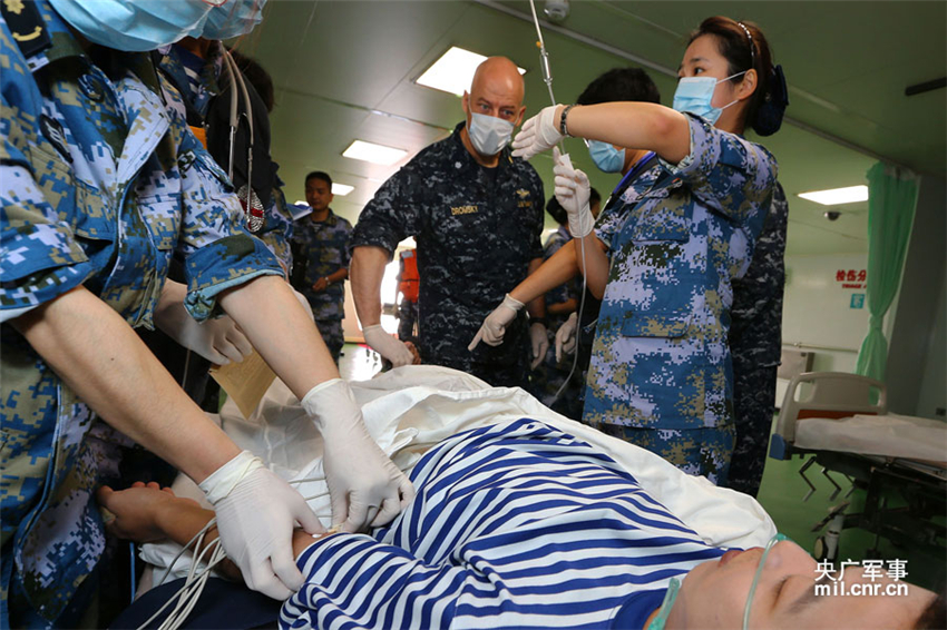 7��17����һͬ���c�t����Ԯ�ݾ����������ʴȡ�̖��Mercy���tԺ���t�o�ˆT�c�Ї���܊��ƽ�����tԺ���t�o�ˆT��ͬ�_������������A�z