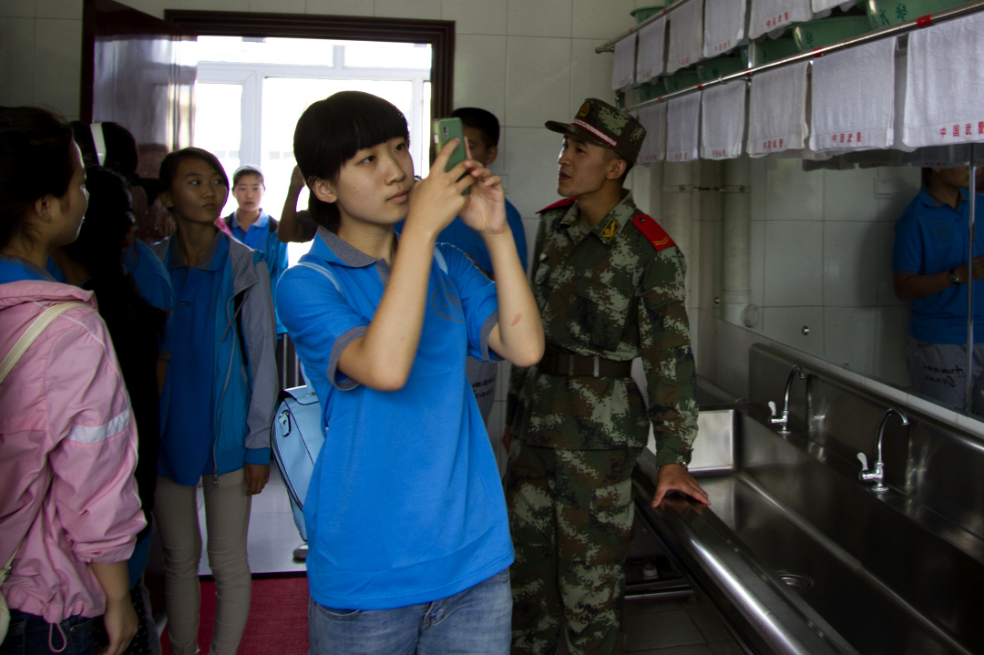 Ę����ë������ô���R��һ