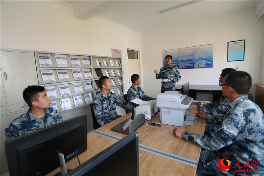 �W����ӑ����ռ�Y�zӰ