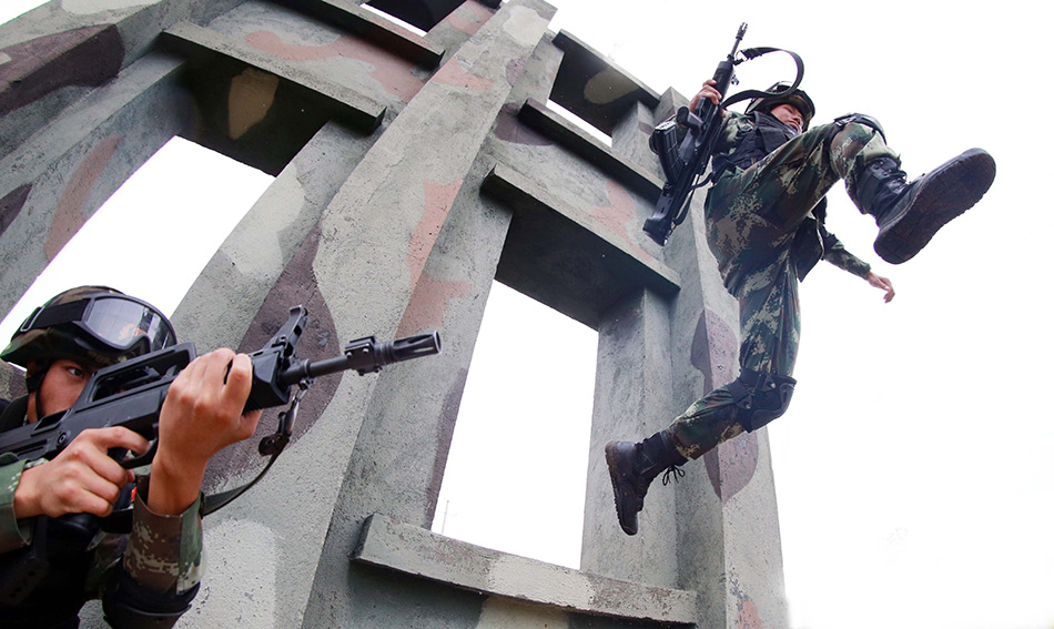 8��14�����侯�V����꠹���֧ꠡ����R��ͻ��ꠡ���һ��꠆T�wԽ���w��