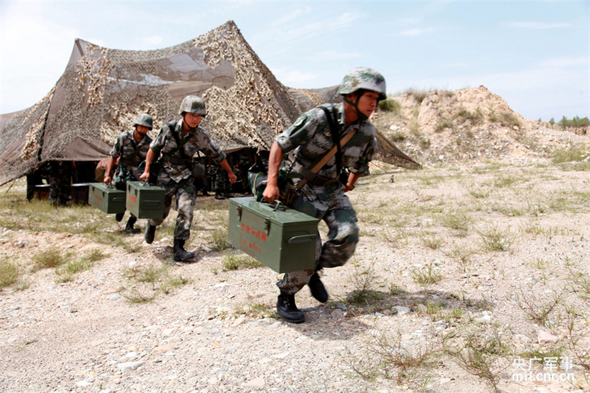 ���ݹٱ����ß�ʳ������ǰ����һ��ꇵ����������ˡ�լ���͡���ꐾ��� �z