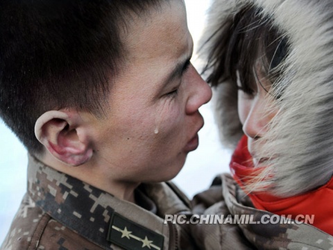 lϼ˂´ѩɽļtɽ߅BοƽŮѹoһ@ϲ