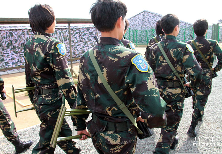 ŮطNB20133`ڱ܊^ĳؑDŮ꠆ؑT߳ҰIMӖ x¶ z 