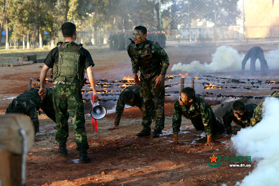 壺܊R^ӛ܊CӖ𺳈18