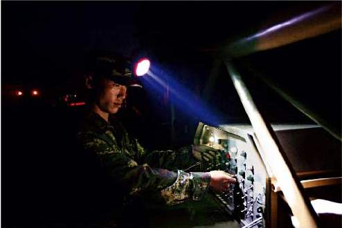 ���壺���ڌ�������ȫ��������Ӳ�� �ϱ���Խ�f�6��