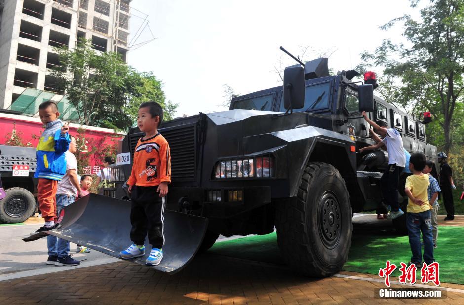 ���壺��10�������b��F��ʯ���f�Ѕ^��6��