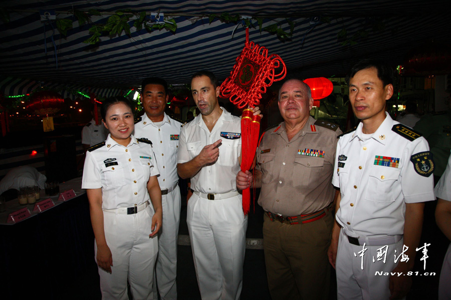 ٱR^Ϸ˹ͽһͬҾ꠹ٱڡЇYºӰϣYx