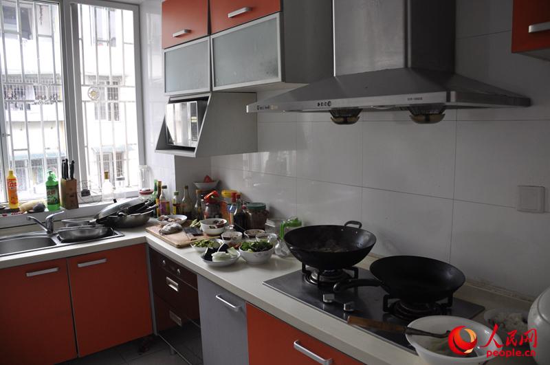 ����:�w�c��21��ĬĬ�MТ�������c�Ρ�6��