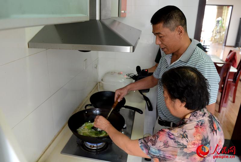 ����:�w�c��21��ĬĬ�MТ�������c�Ρ�5��