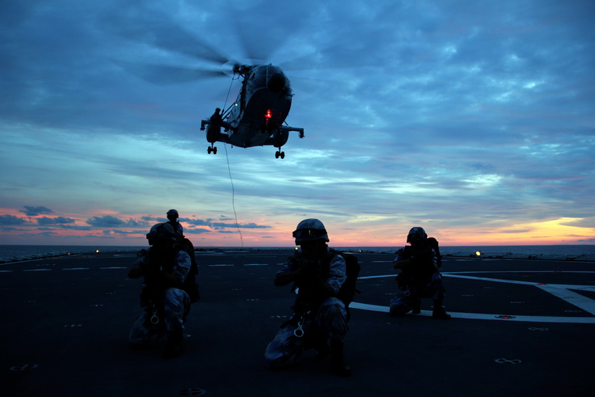 ֱ���C���ؑ�꠆T�fͬҹ�g������Ş  