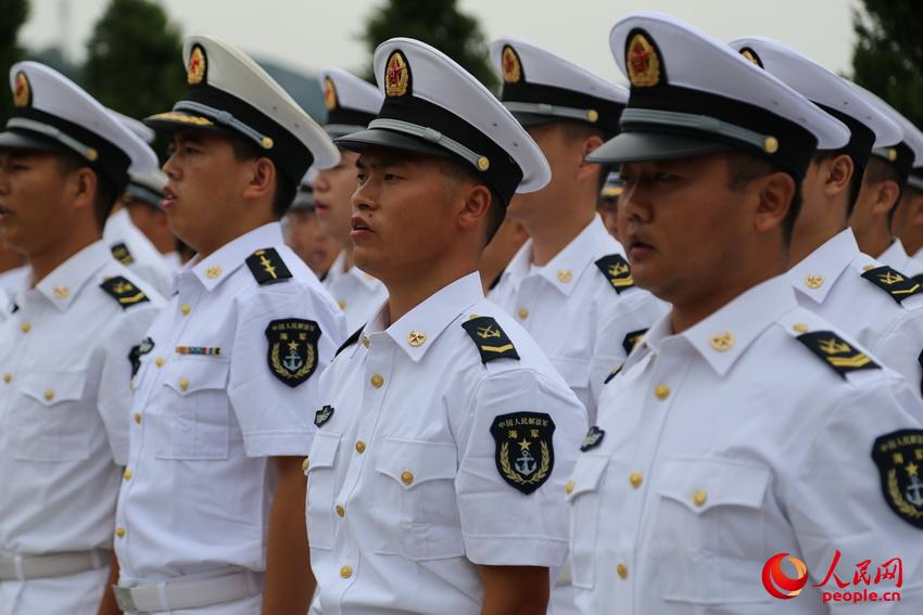 ���Ӽ���xʽ�ĺ�܊�ٱ����Z���� �zӰ