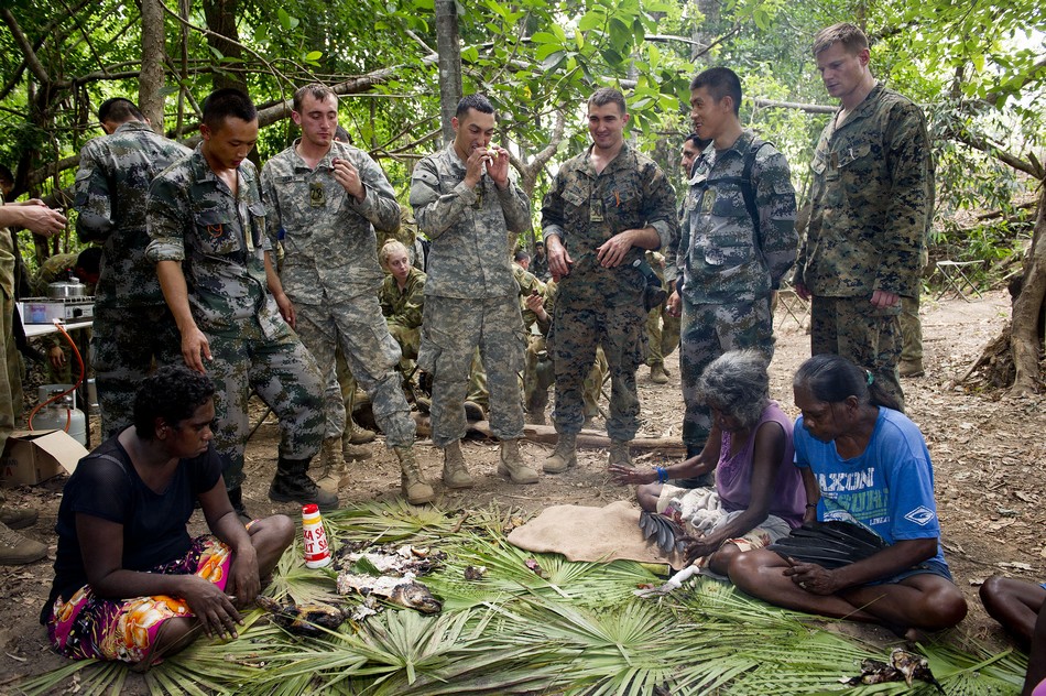 ��10��14�յ�Ӗ�������������������ǰ��Ӗ����ʿ������������ɫ��ʳ��