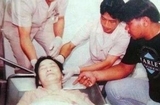 曝鄧麗君尸檢照 揭真實死因