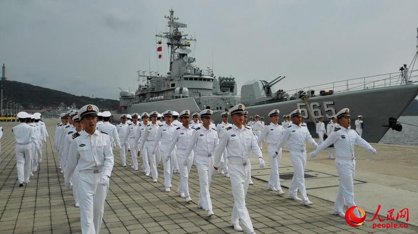 ���＾��������Ş꠻��ӽ��O���h��Ⱥ��·�����M������һ���^Ħ���וx���z