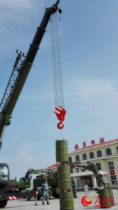 ���＾��������Ş꠻��ӽ��O���h��Ⱥ��·�����M������һ���^Ħ���וx���z