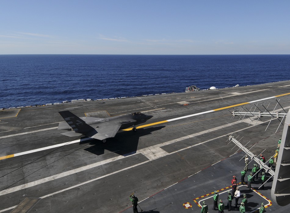 ����:F-35C�״Ώĺ�ĸ�Ϗ������w��9��