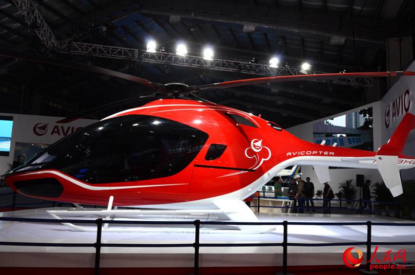 �w�C���^������z