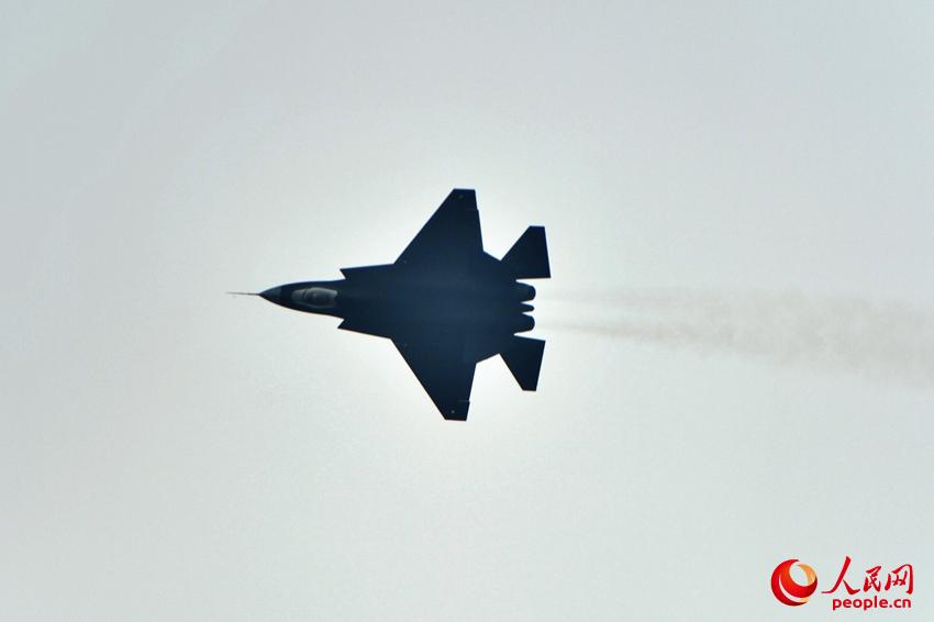 111031𶷙CMԇw z