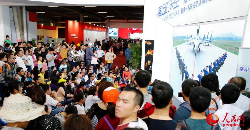 ��܊���w����Ƭ������չ�F�������v���^������鴺�z