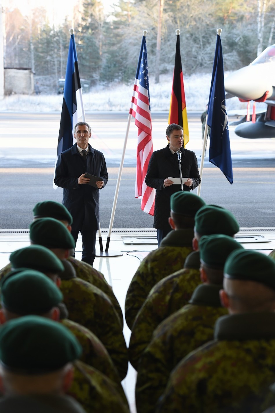 ����:���mF-16�鱱�s�ؕ��L���C�o����9��