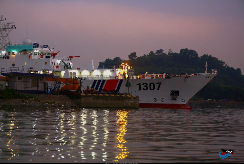 �������оW�����҇��Ϸ�ĳ�촬�S���ĵ��˶����ڽ����Ї���������