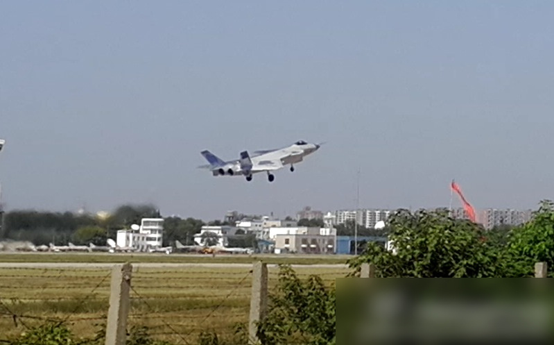 ֮ǰعƬ2001̖-20ԡڰסĘòFпM[ͿϵĜyԇ