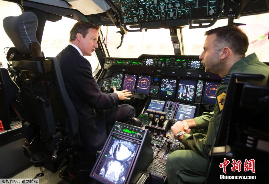 :ӢϙCwµ؛A400M\ݔC2