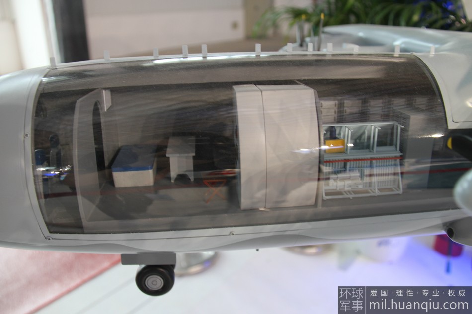 �����Ї������Ϳվ�500�A���C��͸ҕģ��