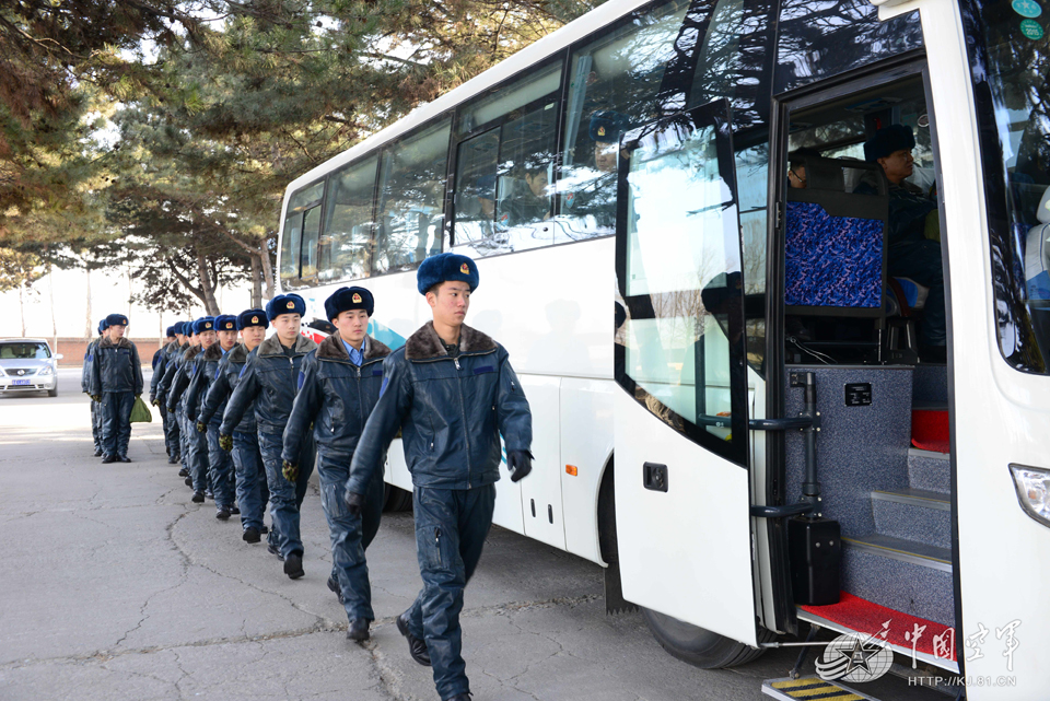 �W�T������ʂ��M���w�����S�� �z