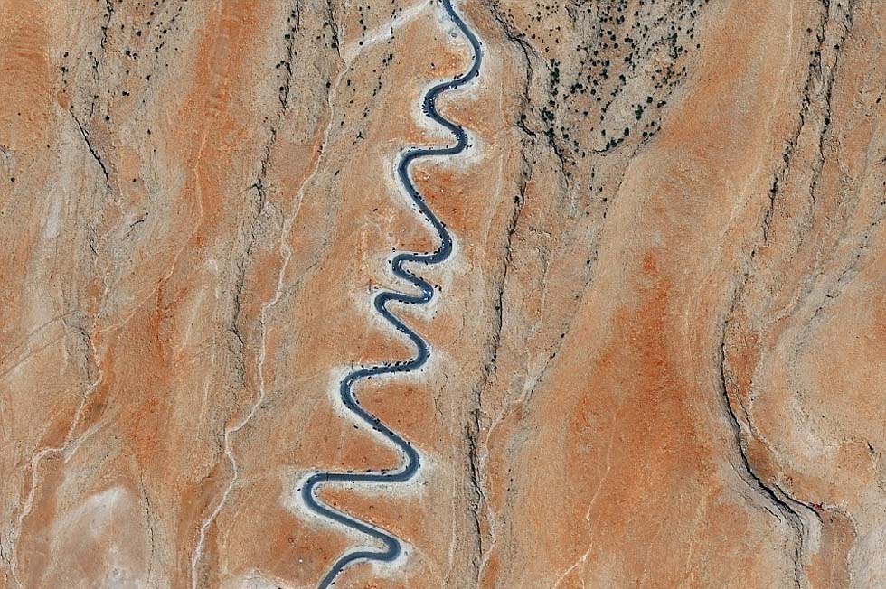 915յlƬ@ʾӠyͨ^ɽ·xO˽M˹m