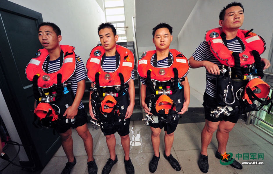 ͧMˮôkֱٱģMԾȫ(D)11