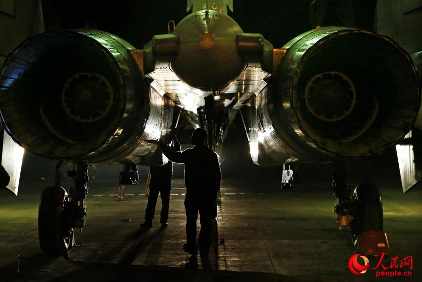 �����^�����Y�Ѽ��ęC�Ց��т����J��z��ÿһ���������_����Cʼ�K̎����Ѡ�B���������A �z��