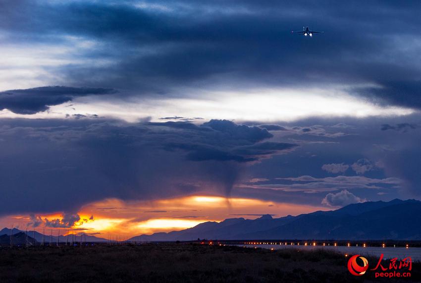 �Y�Ѽ���ѩ���ԭ������ϼ�{�C���������_ҹ�����Ļ���������A �z��