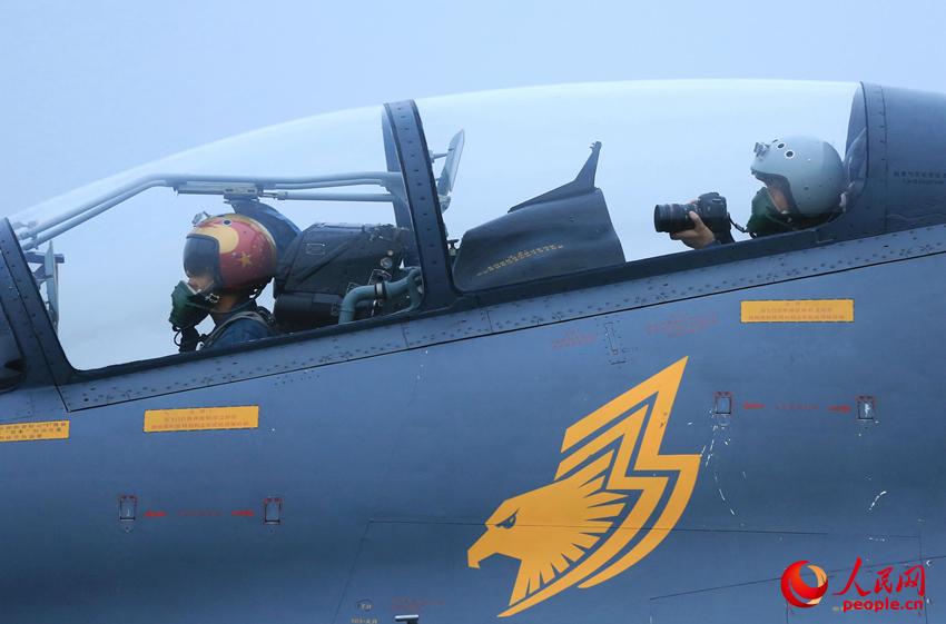 �������������^�����Y�Ѽ���ݴ��l���zӰ�������A������œ��һ�����b���˿��������Ĺ�ͬ���ǣ����r�̜ʂ��������������z��