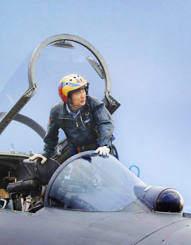 ���Y�Ѽ����f����վ����������_���w�о�����������������ܔz��