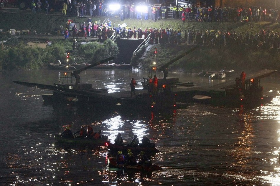 ���壺�_܊���𸡘��Bҹ��Ԯ���ӿ͙C��2��