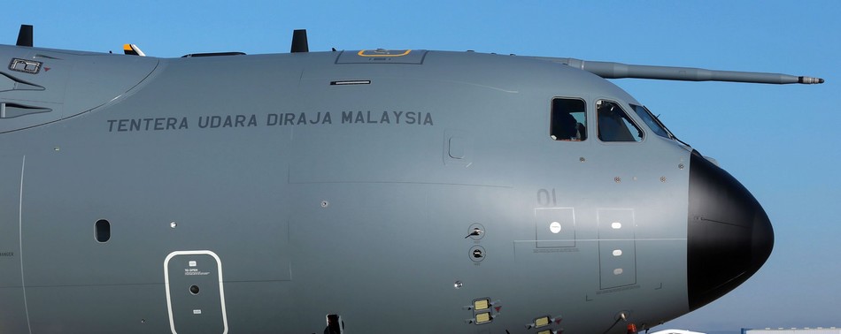 ���壺�R�������׼�A400M�\ݔ�C���w��4��