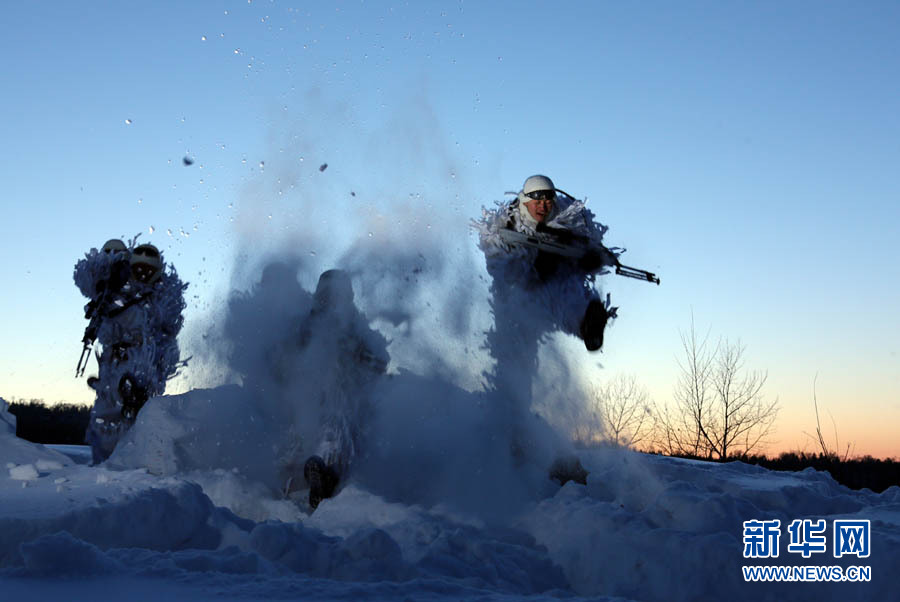 �ķ�Ե��S�����ؑ�꠆T���wƣ�v������M�������������A��ӛ��������z