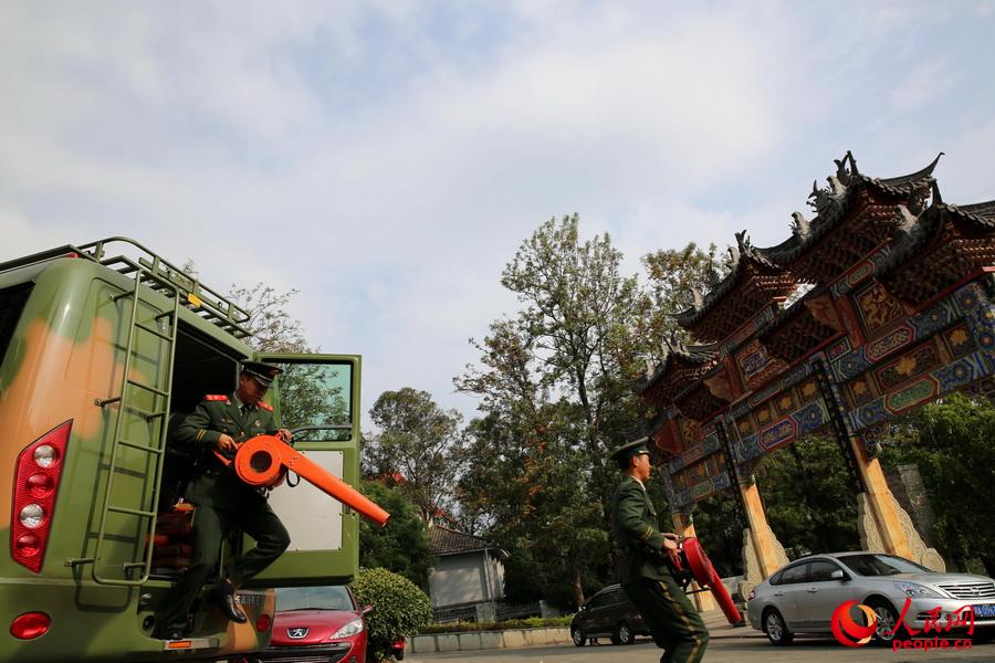 ����b���䵽��������һ����