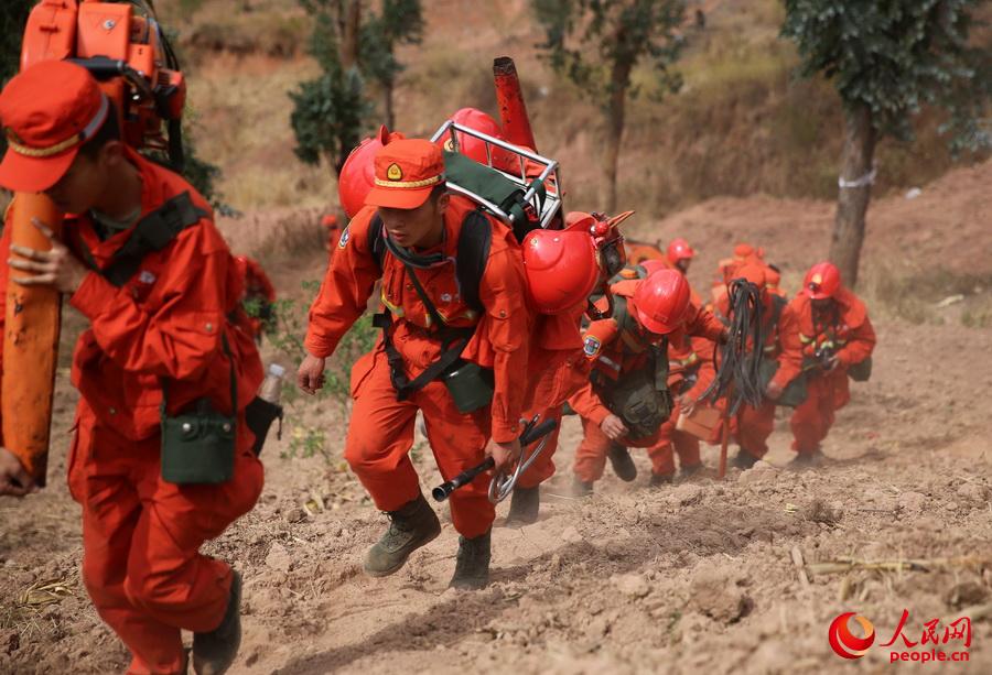 4��1������ɽ���������d���l��ɽ���F�������侯��ɽɭ��֧꠹ٱ�Ѹ���s���F������ֻ���