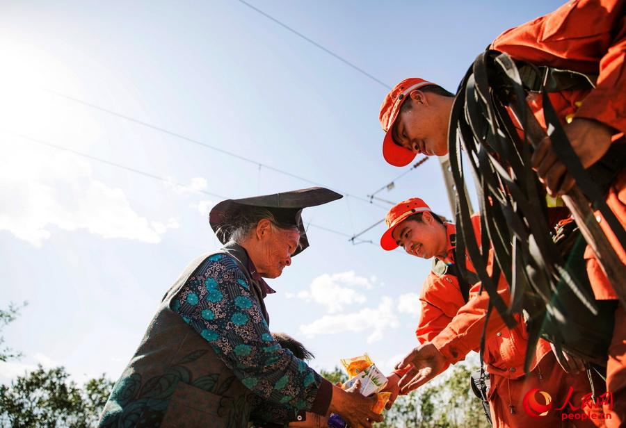  4��1���������侯��ɽɭ��֧꠹ٱ����ڲ���������